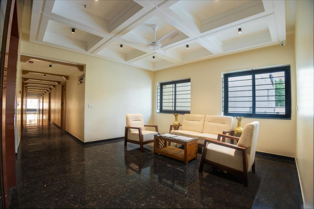 Hotel Grand Sabarees Madurai Exterior photo