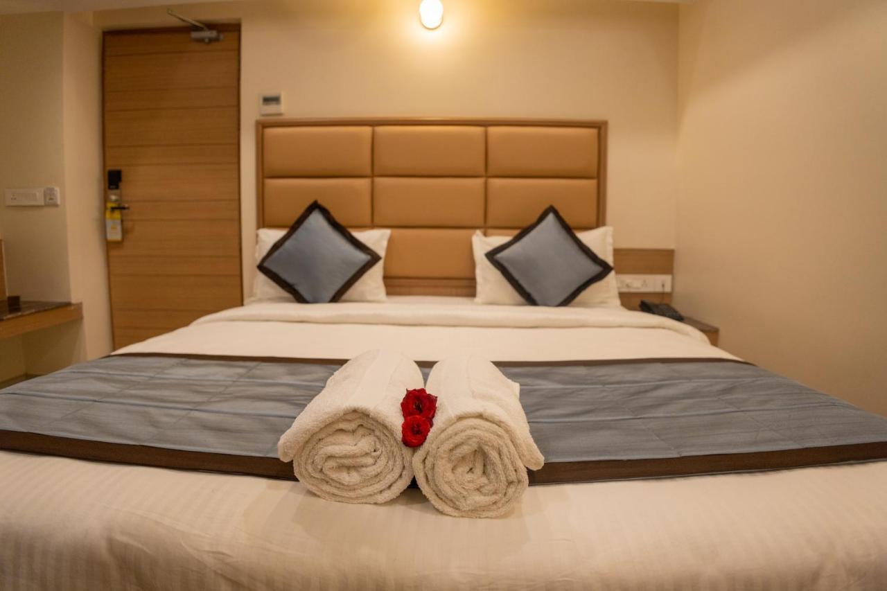 Hotel Grand Sabarees Madurai Exterior photo