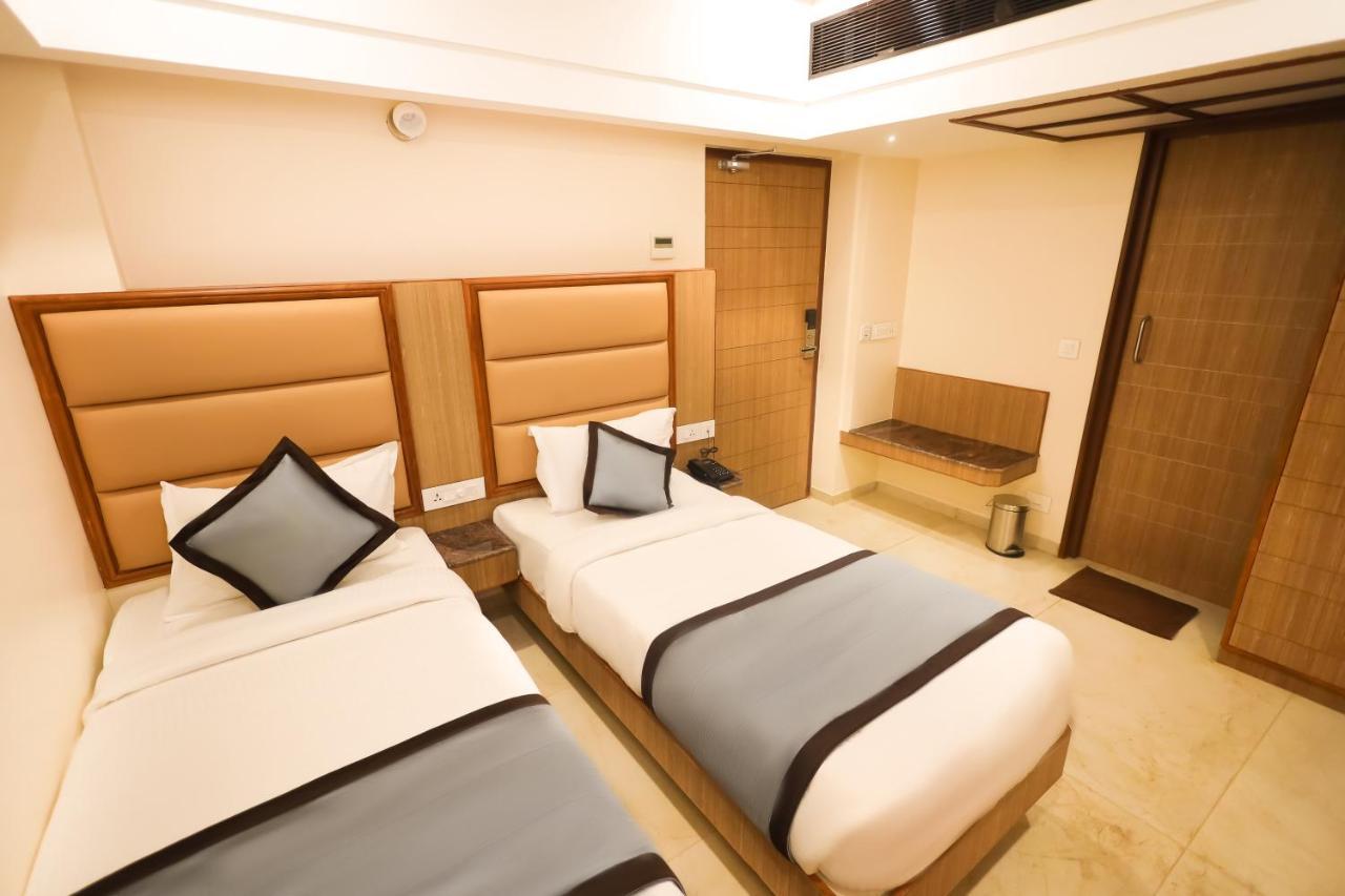 Hotel Grand Sabarees Madurai Exterior photo