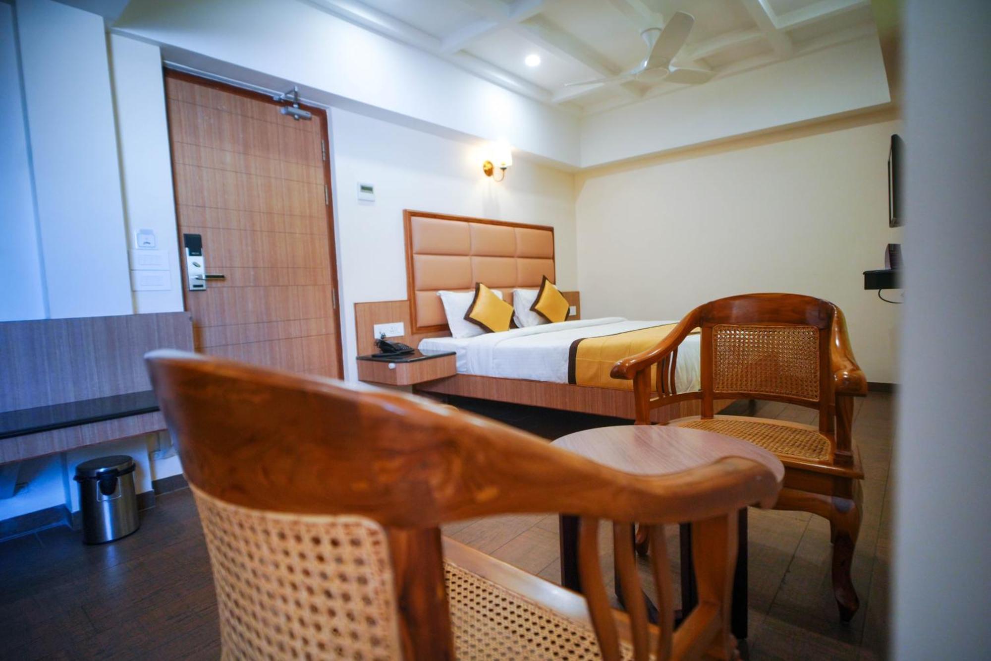 Hotel Grand Sabarees Madurai Exterior photo