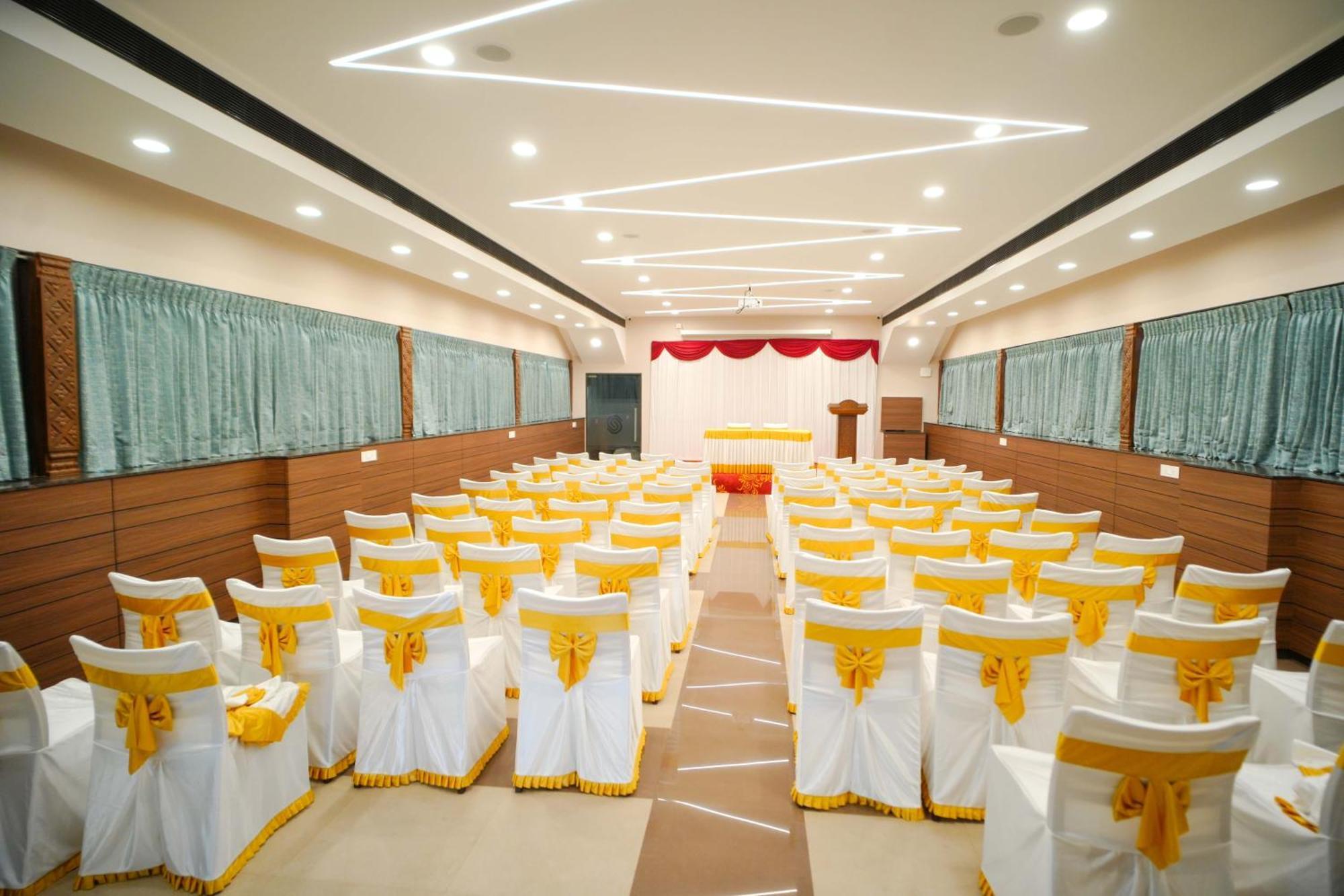 Hotel Grand Sabarees Madurai Exterior photo